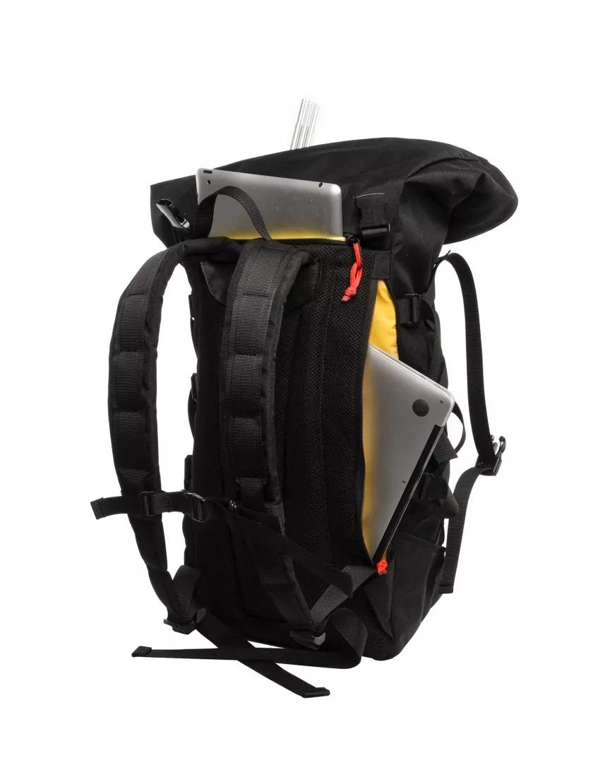 Wicker – Practical and Minimalist Bag for Your...