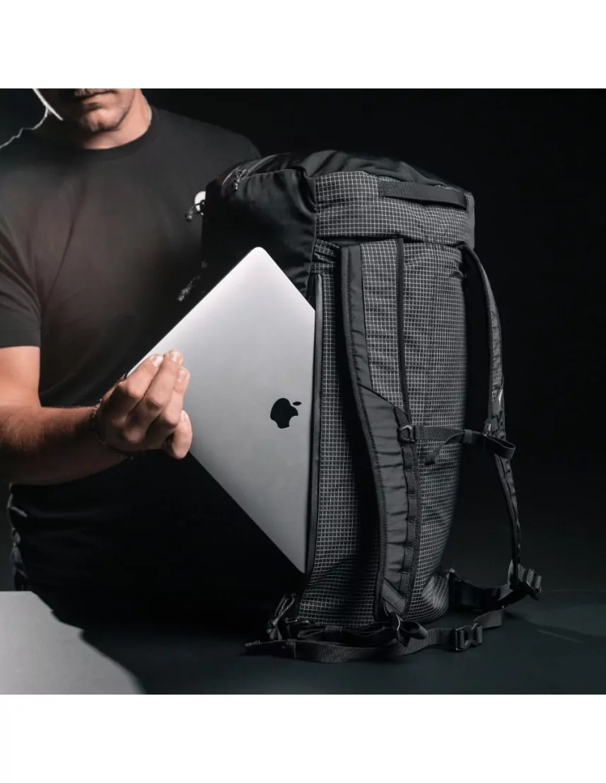 SEG45 Travel Pack – Durable Travel Backpack