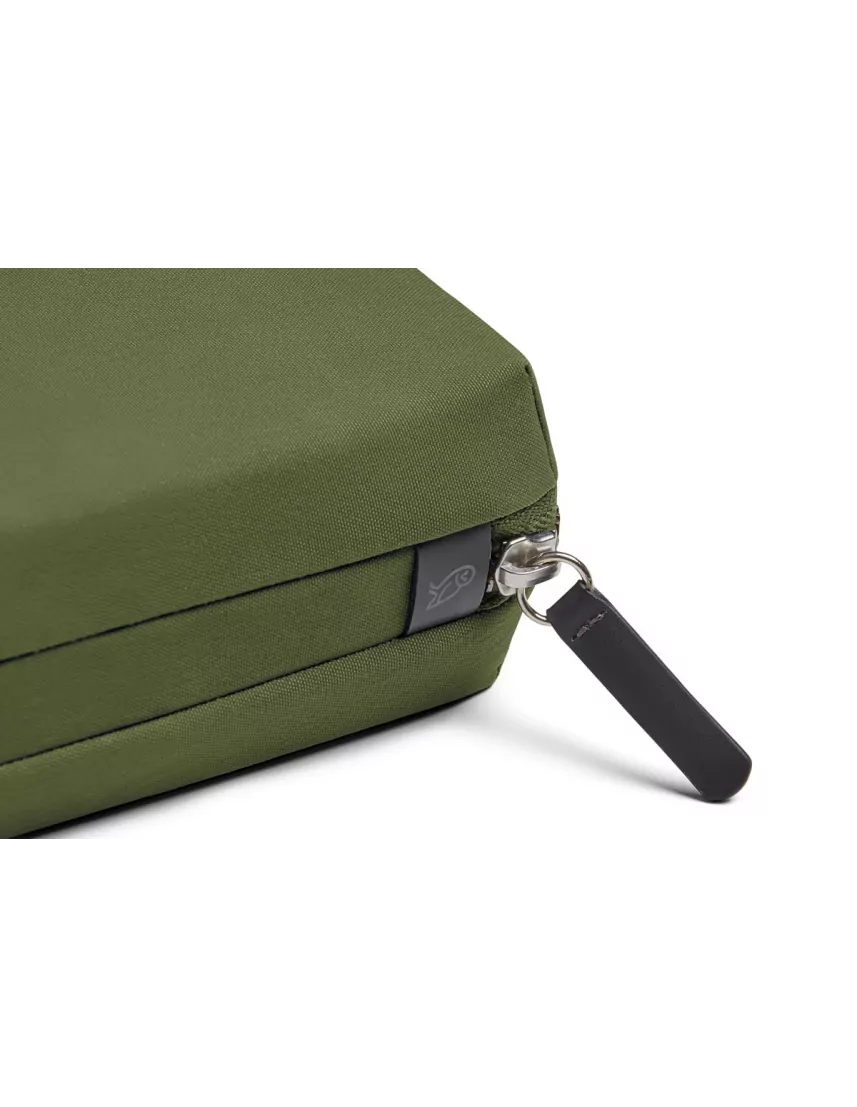 Bellroy Tech Kit – Tech Pouch for Daily...