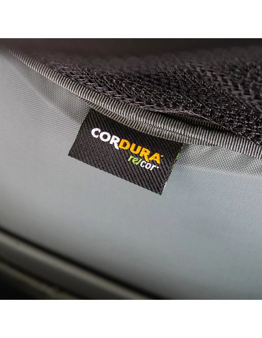 Catalyst 22 – Practical and Spacious Backpack