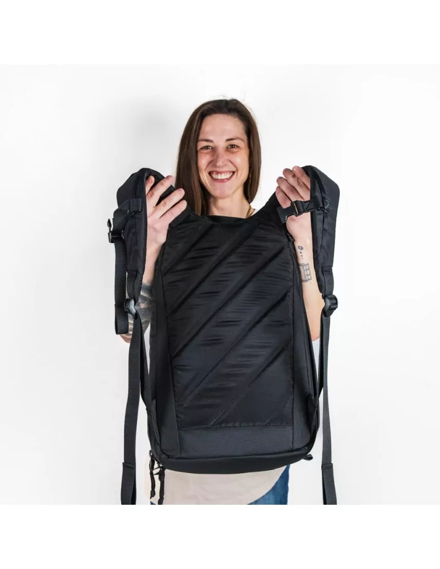 Civic Panel Loader 16L