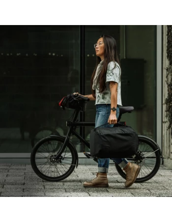 Civic Panel Loader 16L