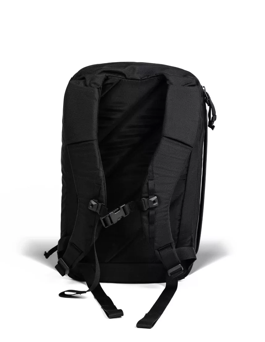 Civic Panel Loader 16L