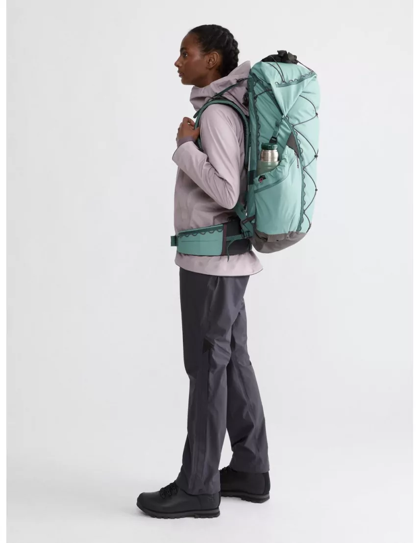 Van Waterproof Retina Backpack 38L – Klättermusen