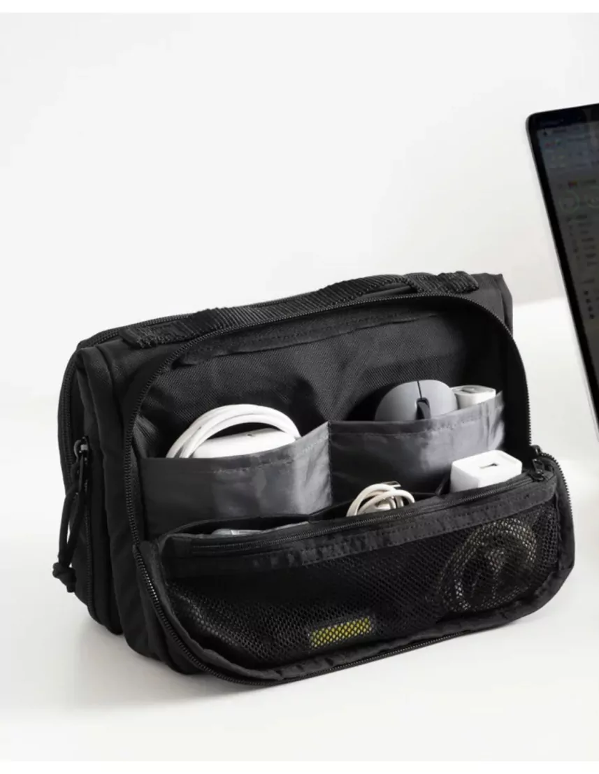 Omni – 2-in-1 Modular Laptop Sleeve & Organizer